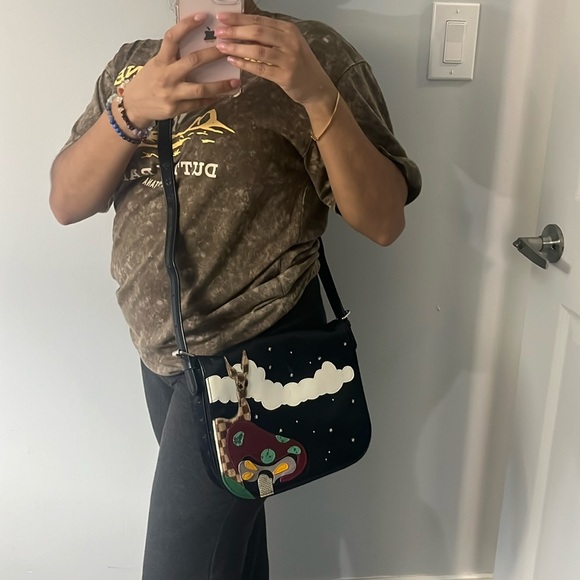 LOUIS VUITTON Giraffe CONTE DE FÉES Adjustable Crossbody. Soft satin material! - Picture 11 of 11